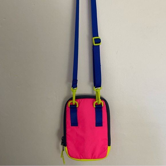 Lululemon Crossbody Bag - Picture 3 of 8